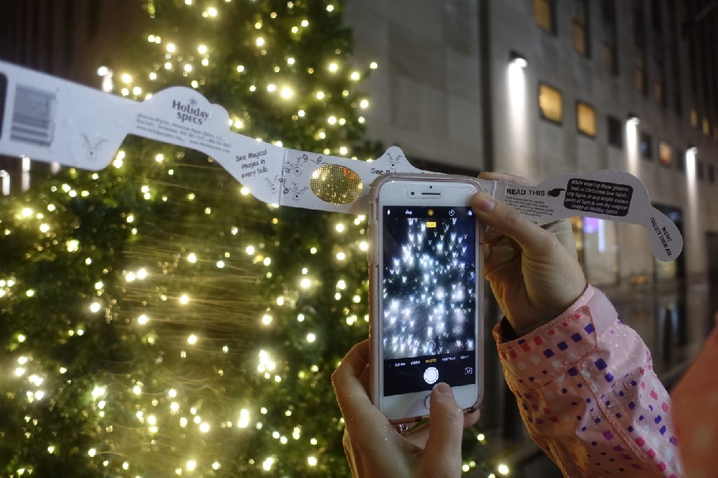 DSC05286 Betsy Holiday Specs